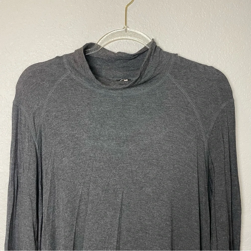 Cable & Gauge Dark Gray Long Sleeve Women's Mock-neck Tunic Size L